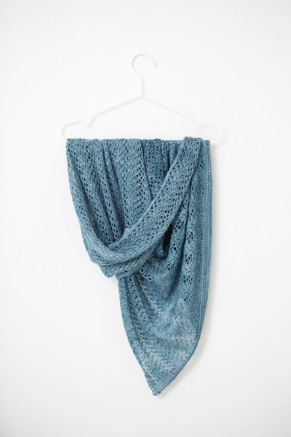 Lake Song shawl pattern rom Woolenberry