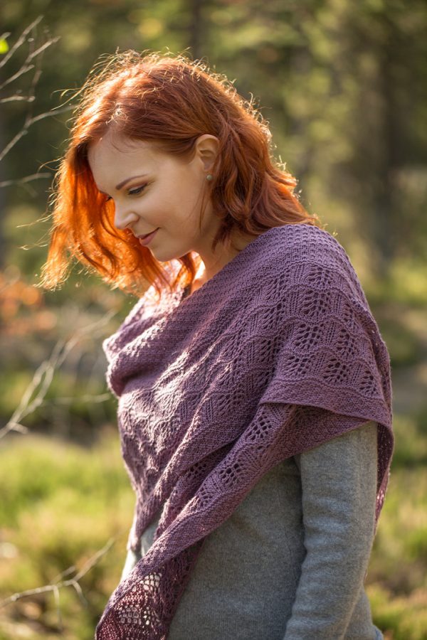 Malva shawl pattern from Woolenberry