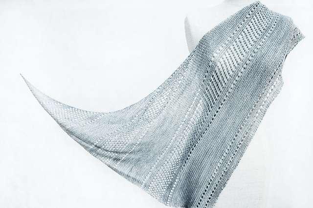 Project Love: Ardent shawl from Woolenberry