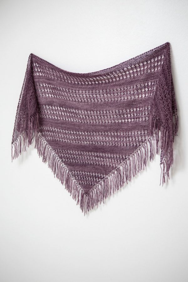 Flirty shawl pattern from Woolenberry