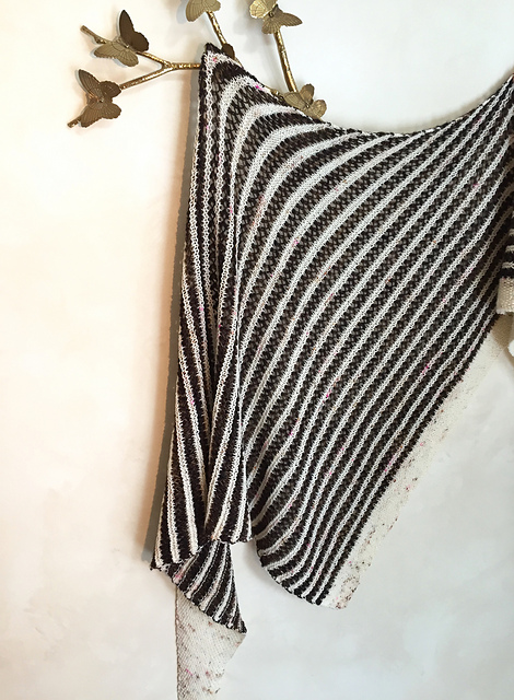 Project Love: Moon Dust shawl from Woolenberry