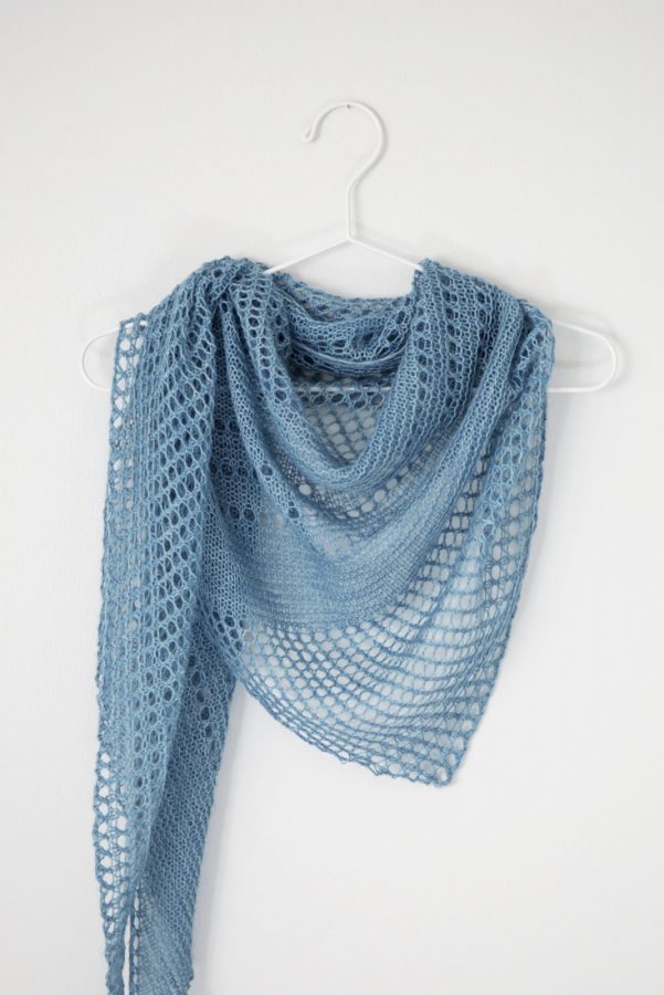 Antarktis shawl pattern from Woolenberry