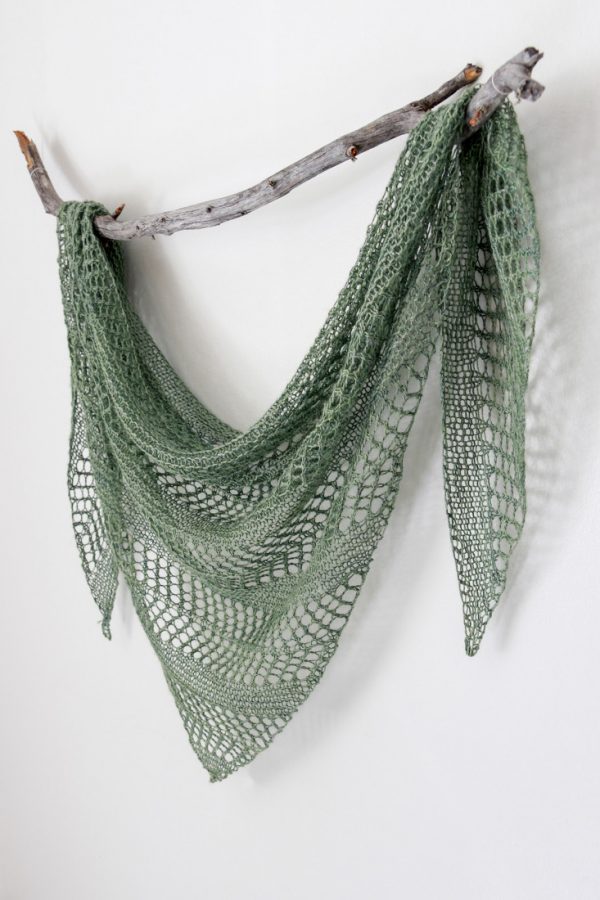 Linum shawl pattern from Woolenberry