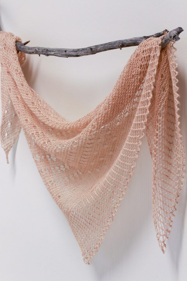 Asymmetric triangle shawl pattern: Sprinkles