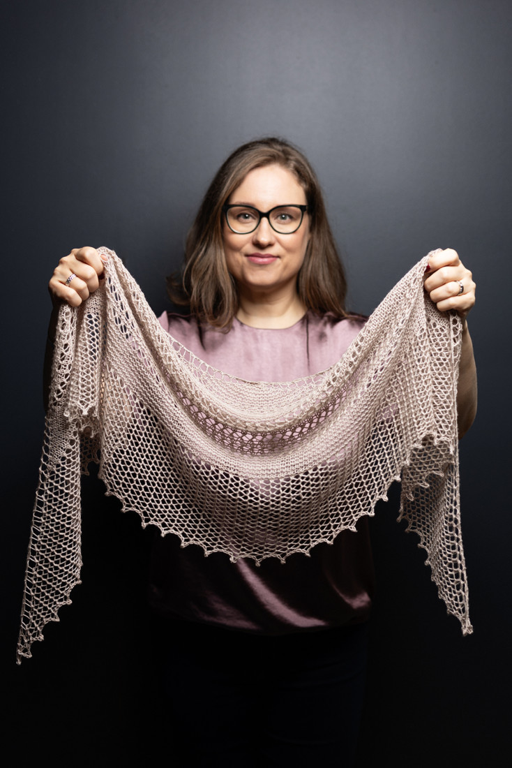 Gossamer – One skein shawl knitting pattern with garter stitch and lace. Perfect for your favourite fingering weight yarn!