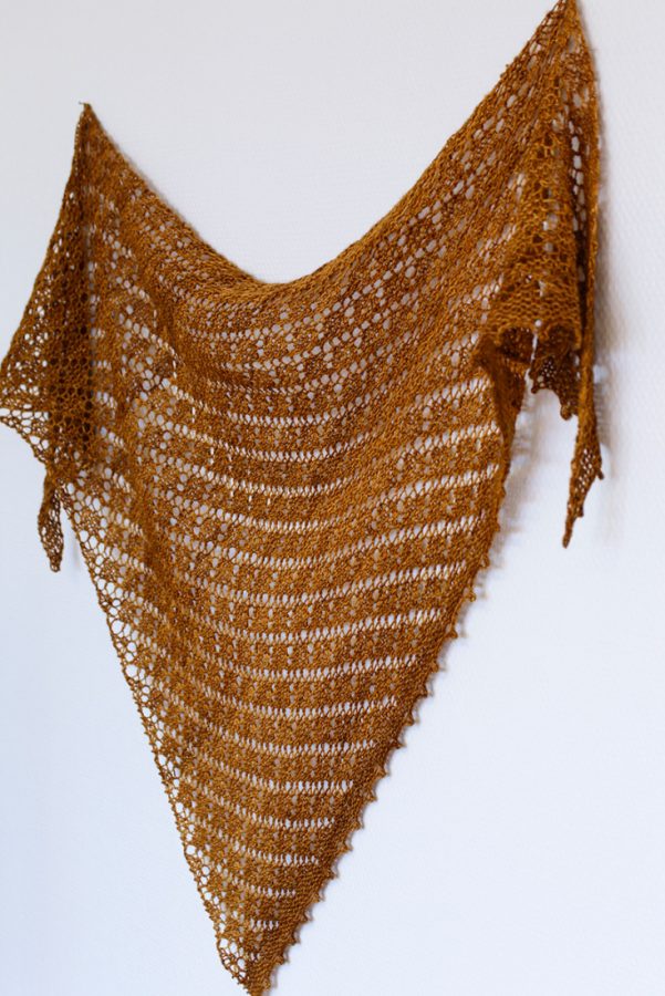 Sky of Diamonds shawl pattern from Woolenberry