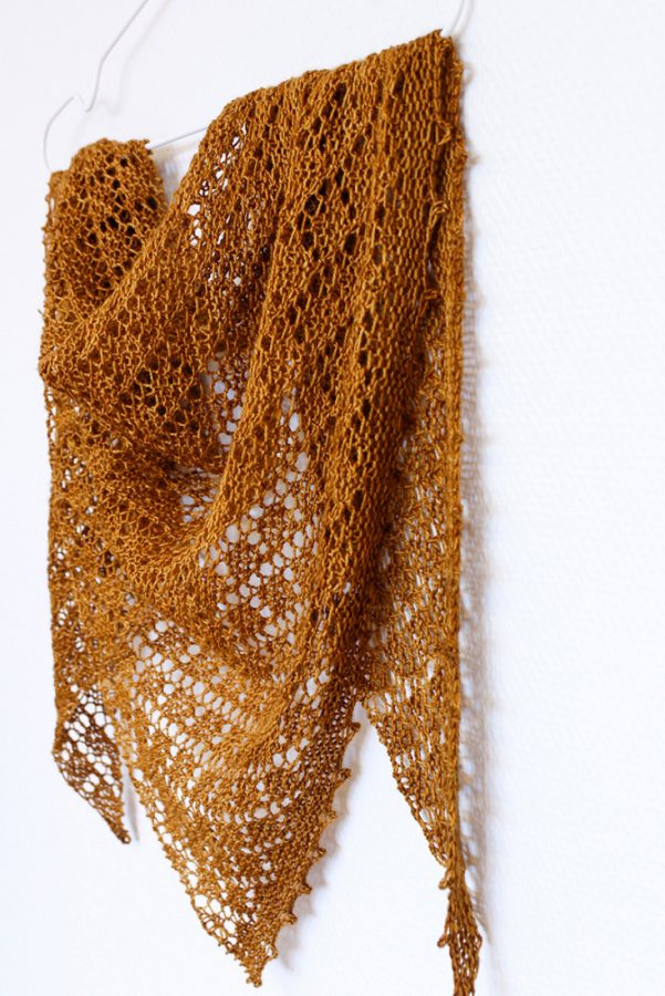 Sky of Diamonds shawl pattern from Woolenberry