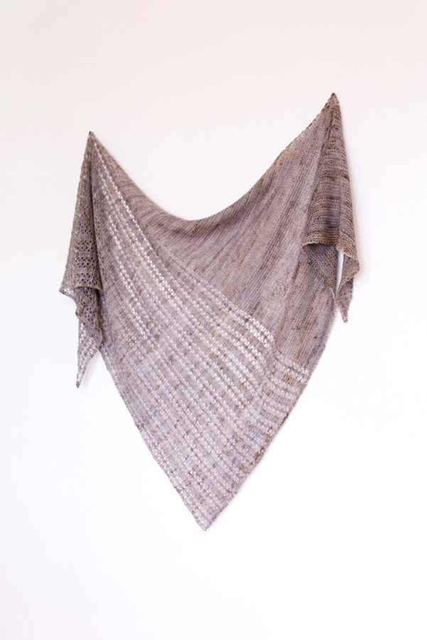 Treillage shawl pattern from Woolenberry