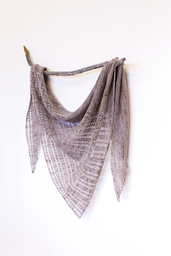 Treillage shawl pattern from Woolenberry
