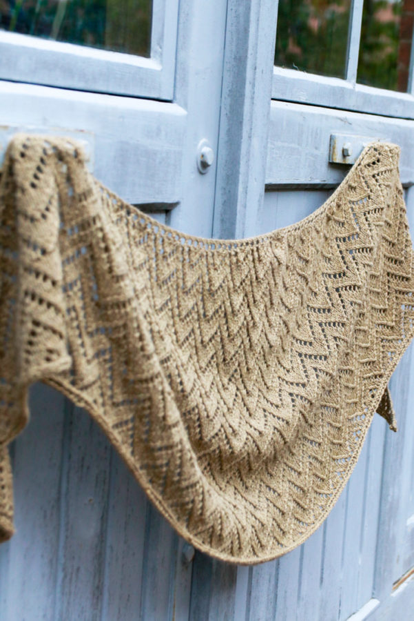 Soft Autumn shawl knitting pattern from Woolenberry