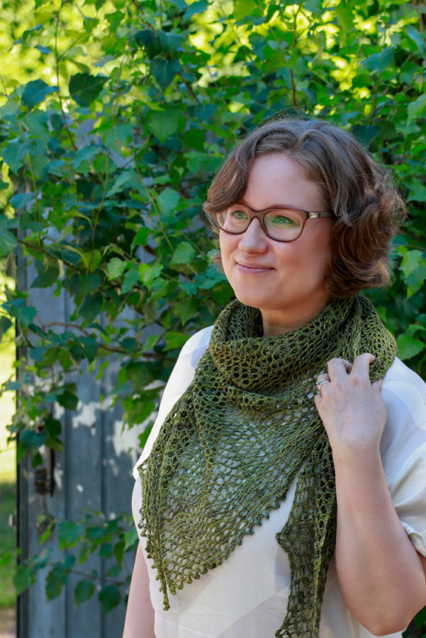 Velvet Moss shawl pattern for one skein of fingering weight yarn