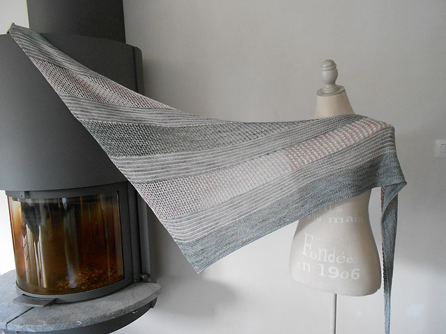 Project Love: Sea Grass shawl from Woolenberry