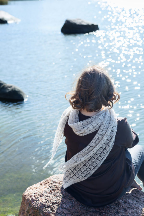 Tranquil – Bias rectangle scarf knitting pattern with simple lace and garter stitch.