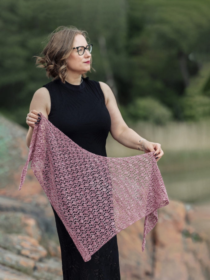 Valo triangle lace shawl pattern from Woolenberry