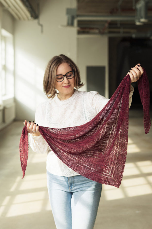 Citadel – Modern one skein shawl with garter stitch and dropped stitches.